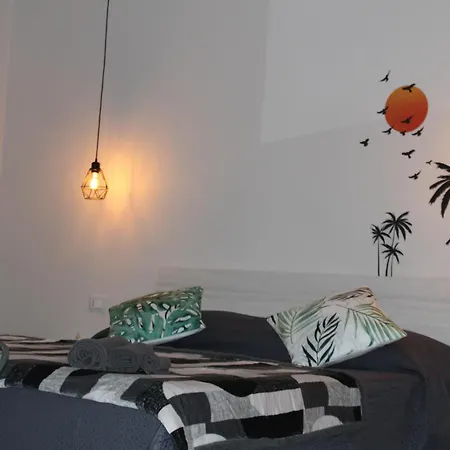 Le Palme Holiday Home-3